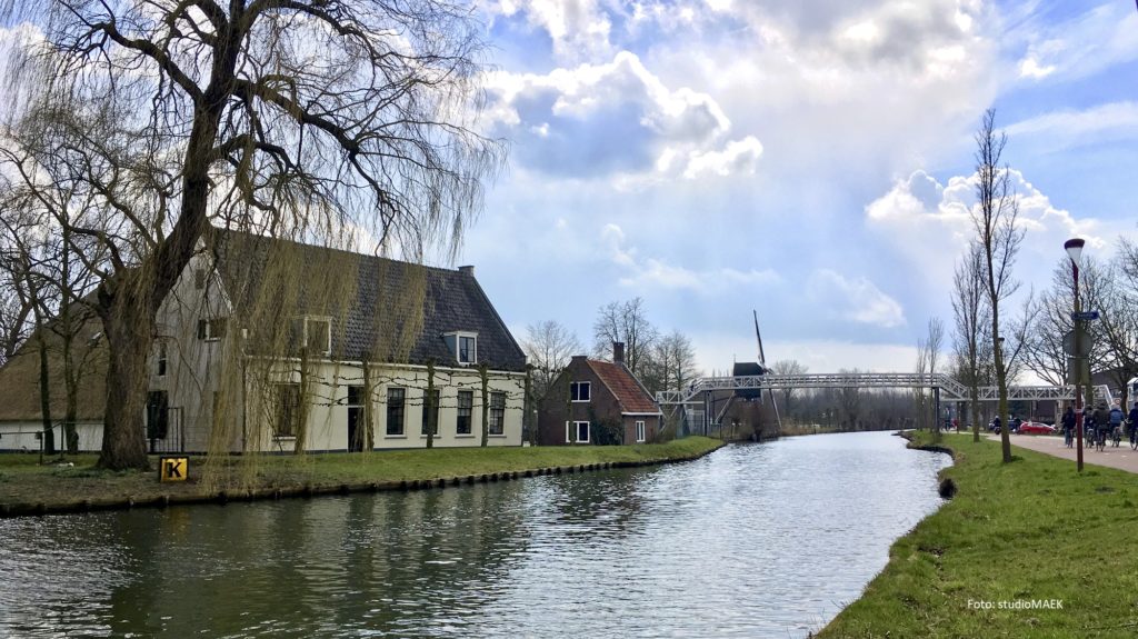 historische bebouwing langs het water in Natuurkwartier Nieuwegein